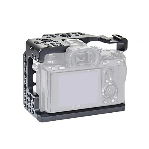 Cooer の A7RIII / A7III カメラケージ Sony A7RIII / A7III(ILCE-7RM3 / A7R Mark III)カメラ専用ケージ 標準コールドシューアダプターとARRI位置決め穴付き