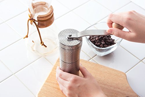 川崎合成樹脂 手挽きコーヒーミル シルバー 豆容量30g セラミック ステンレス コーヒーミル 槌目 MI-011
