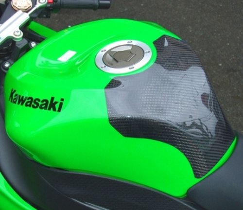 クレバーウルフレーシング(CLEVER WOLF Racing) タンクプロテクター 綾織 CFRP/カーボン ZX-6R/RR(09-) 09ZX6-108-03