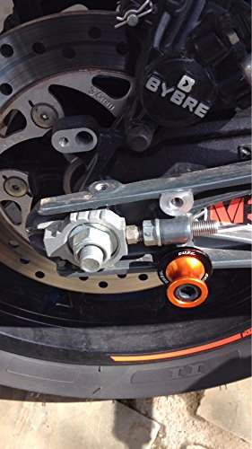 2本 M10* 1.25アルミボビン、ディスク オートバイ スイングアームスライダー for KTM Duke 125 200 2012-2015 Duke 390 2013-2015 (オレンジ)